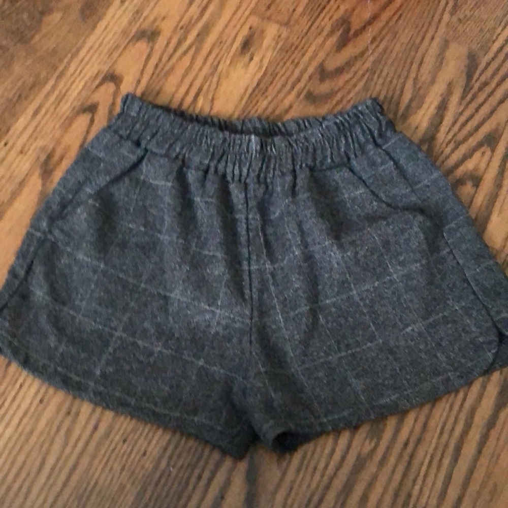 NEW plaid shorts